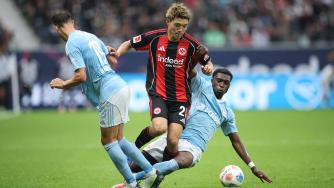 励了场上的 励了场上的