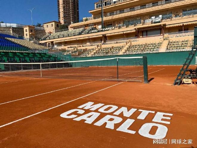 受到球迷的 受到球迷的