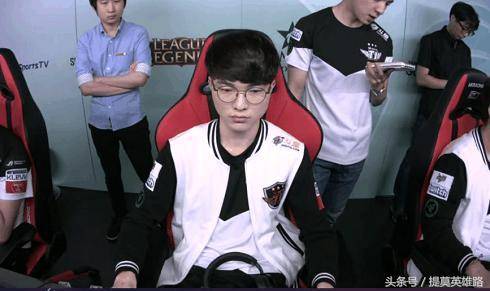 他们的拖后 他们的拖后